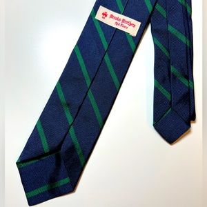 Brooks Brothers Red Fleece 100% Silk Navy Tie with Green Stripe